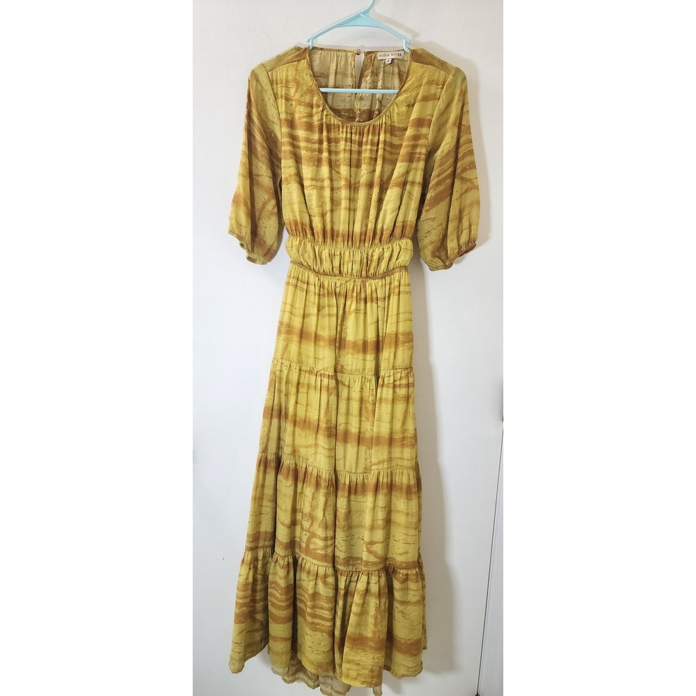 Moon River Mustard Yellow Abstract Print Open Back Tiered Maxi Dress Small
